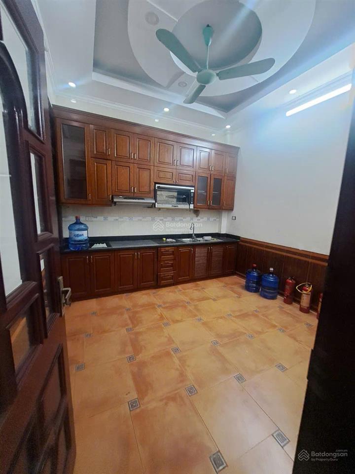 Cho thuê nhà ngõ 24 phố phan văn trường  dt 50mx 5 tầng đẹp, ngõ ô tô, làm vp, lớp học, kd online