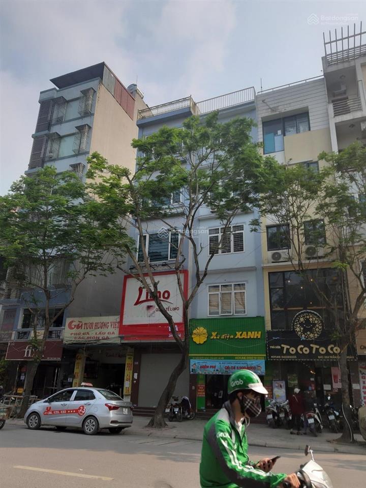 Cho thuê 3 tầng kinh doanh mặt phố trần quốc hoàn vỉa hè rộng  thang máy
