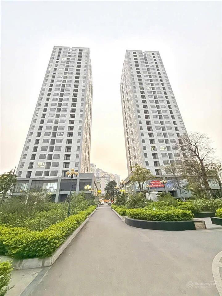 Chính chủ cần bán căn hộ 0308 tòa ct1ct2 chung cư x2 đại kim dt 107m2, 3 ngủ căn góc view thoáng