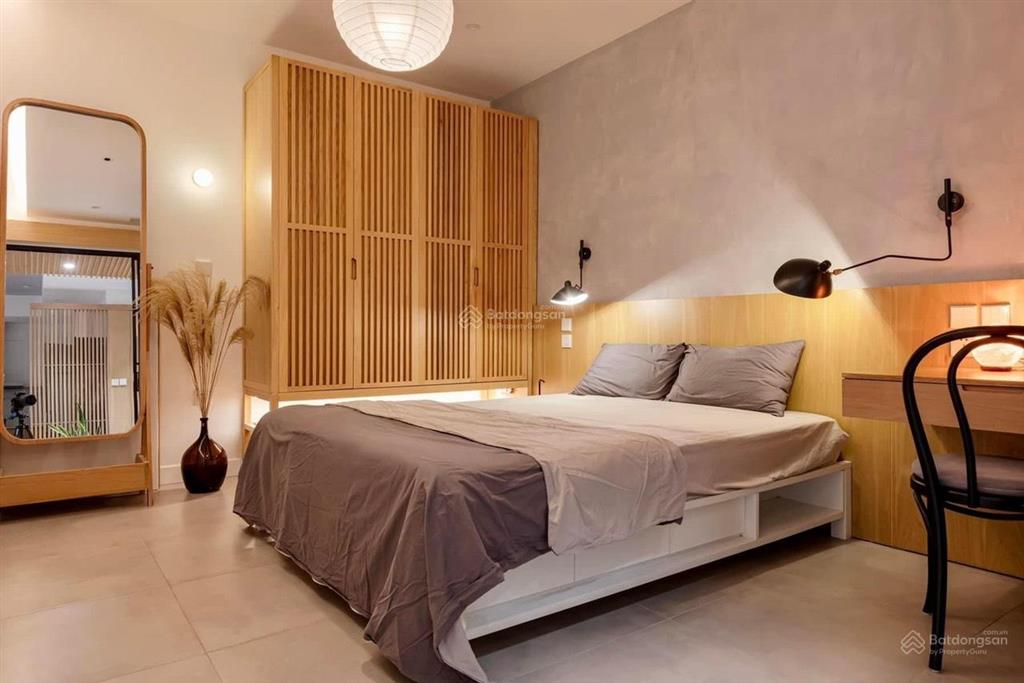 Cần bán căn hộ cao cấp chung cư vườn xuân 71 nguyễn chí thanh dt 94m2 3 ngủ full đồ  0903 261 ***