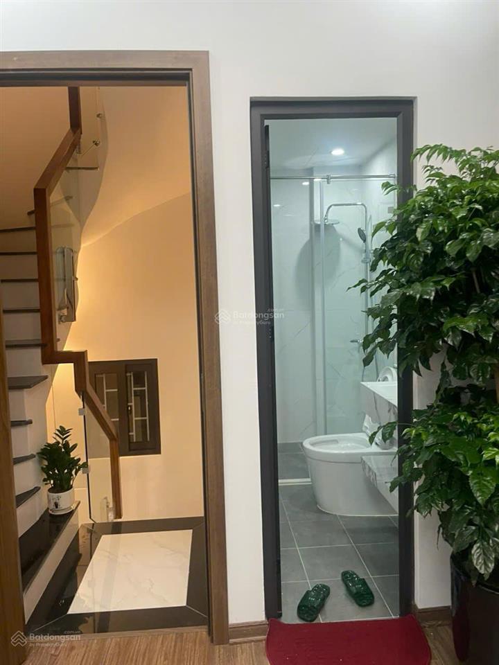 Cho thuê nhà riêng ngõ 54 nguyễn chí thanh full nội thất giá 17 tr/th 0903 261 ***