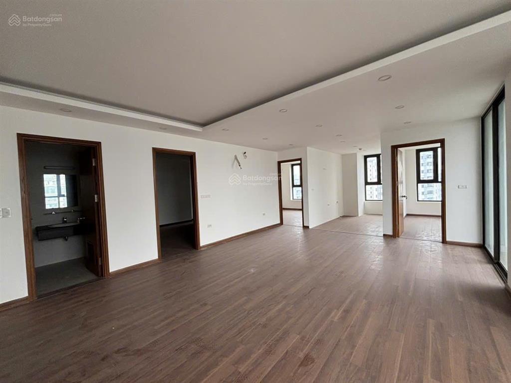 Cần cho thuê căn hộ tòa x2 đại kim dt 107m2, 3pn căn góc view thoáng giá 11 tr/tháng 0903 261 ***