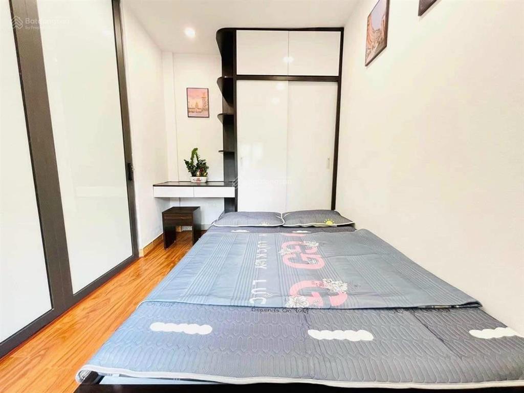 Cho thuê nhà riêng ngõ 54 nguyễn chí thanh dt 30m x5t full đồ 0903 261 ***