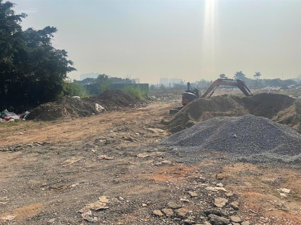 Cho thuê bãi đất đường phạm tu 9000m2