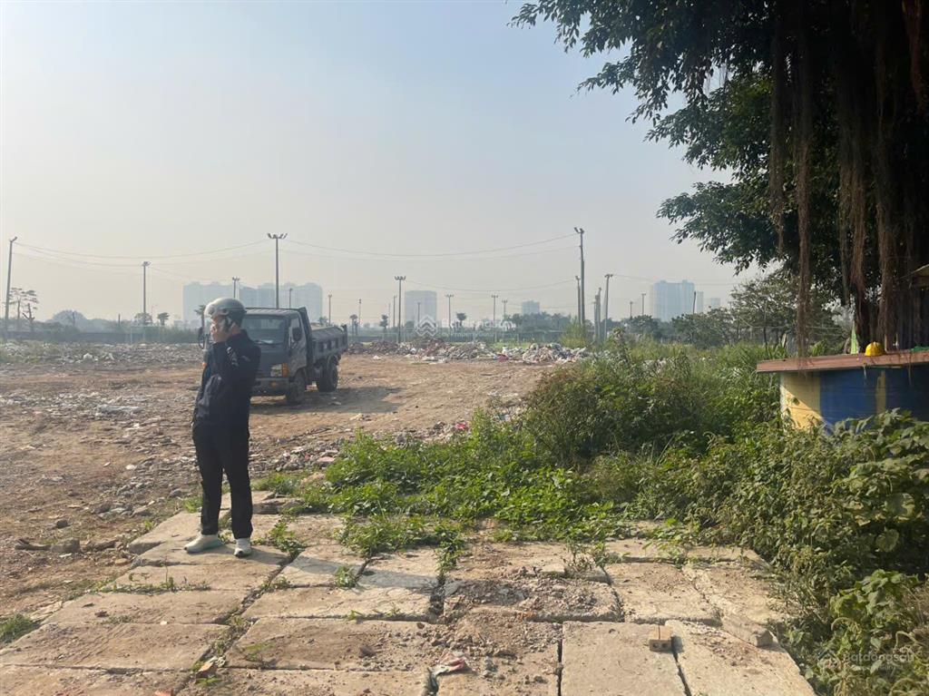 Cho thuê bãi đất đường phạm tu 9000m2