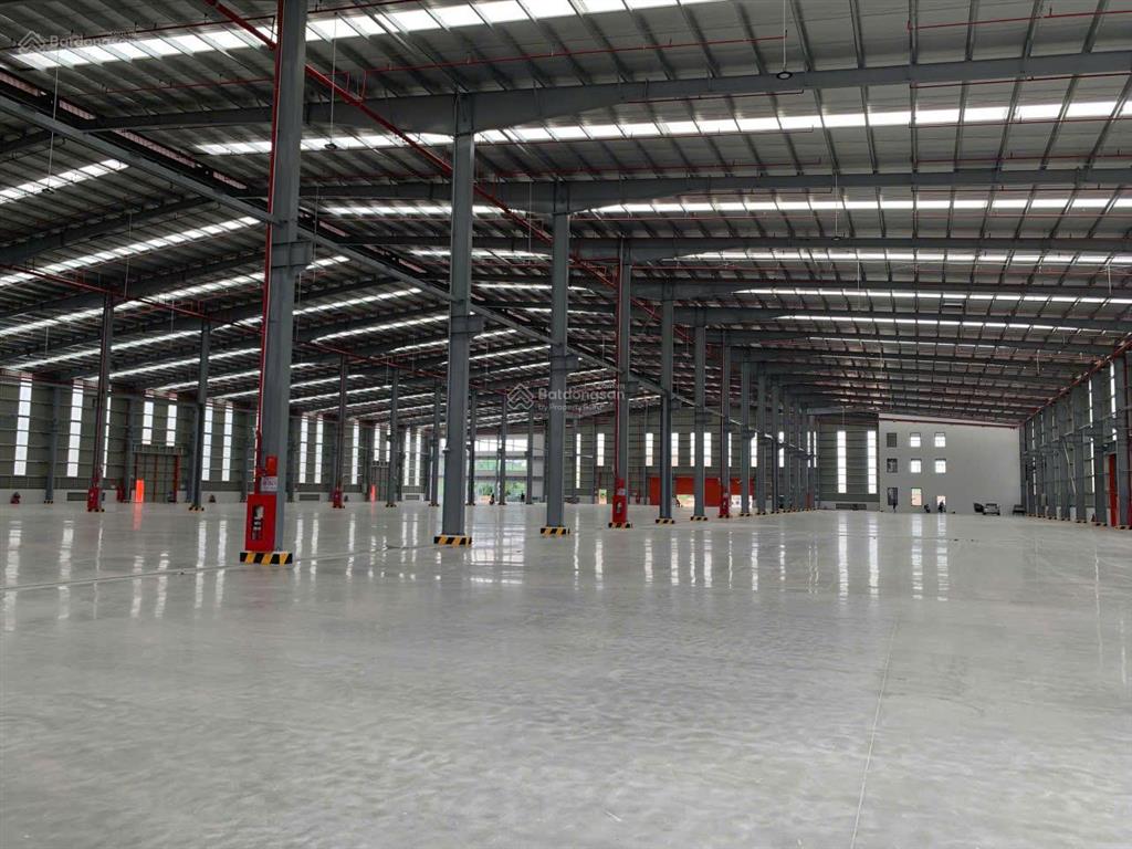 Cho thuê kho xưởng tiêu chuẩn ql5 mỹ hào dt 12.500m2