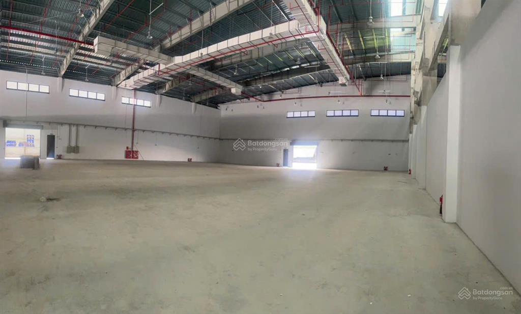 Cho thuê kho xưởng cụm cn quất động 9500m2