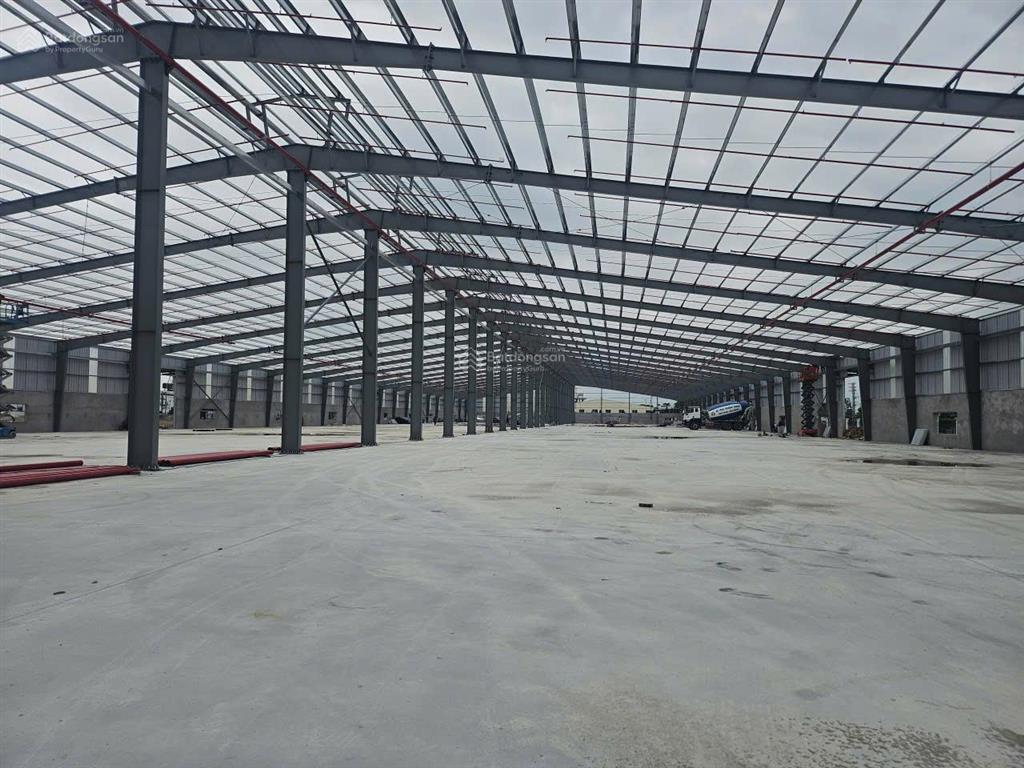 Cho thuê kho xưởng ql1a thường tín 5000m2