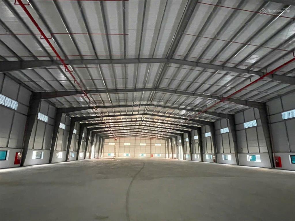Cho thuê kho xưởng kcn đồng văn 4000m2