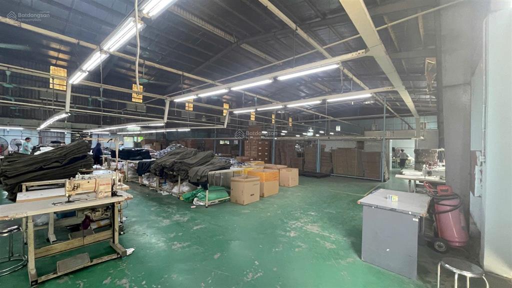Cho thuê kho xưởng cụm cn hapro lệ chi  gia lâm 1700m2