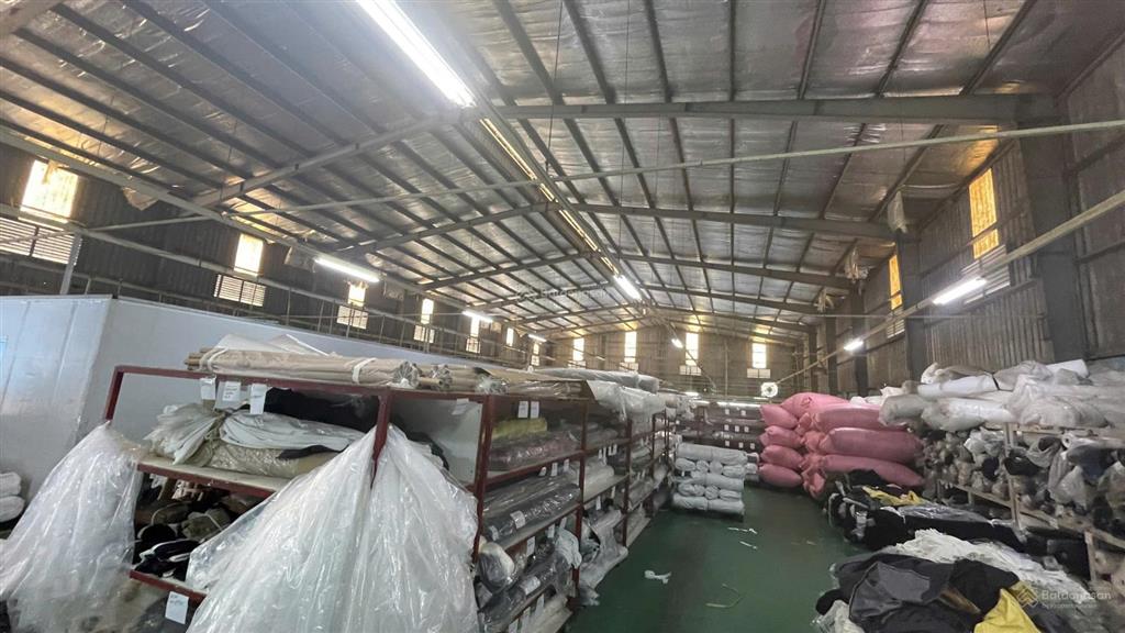 Cho thuê kho xưởng cụm cn hapro lệ chi  gia lâm 1700m2