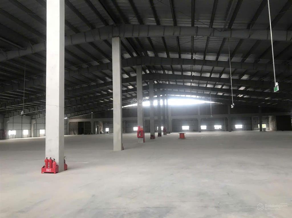 Cho thuê nhà xưởng kcn quang minh 5500m2*2 tầng