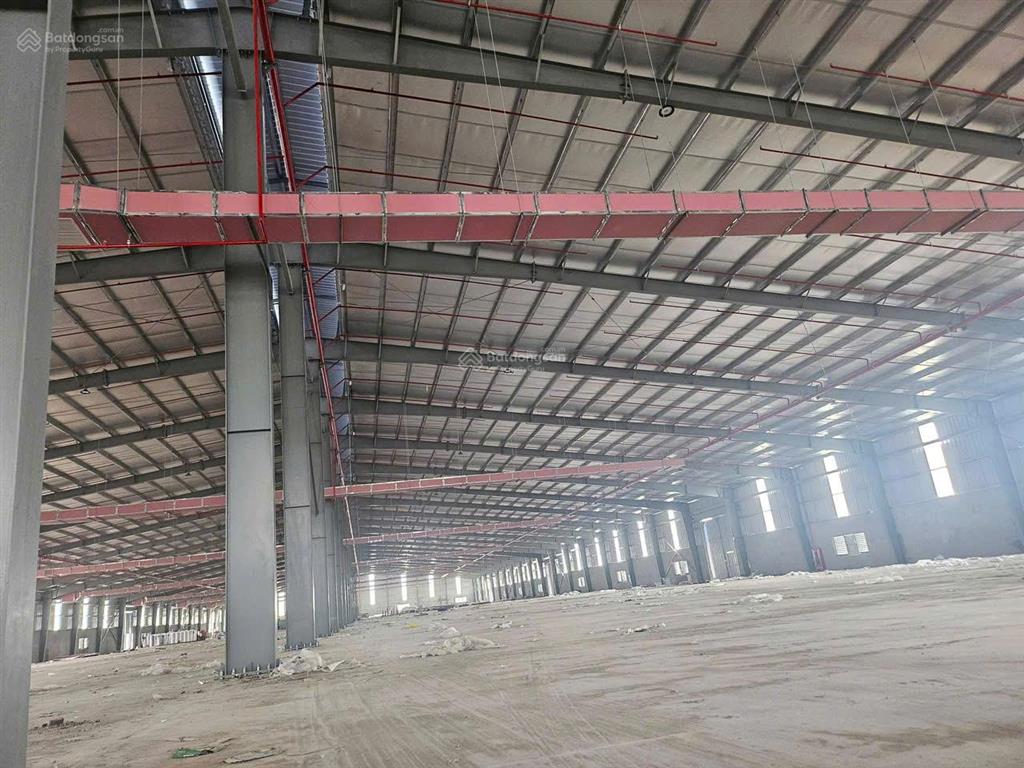 Cho thuê kho xưởng 379 văn giang, dt 4800m2