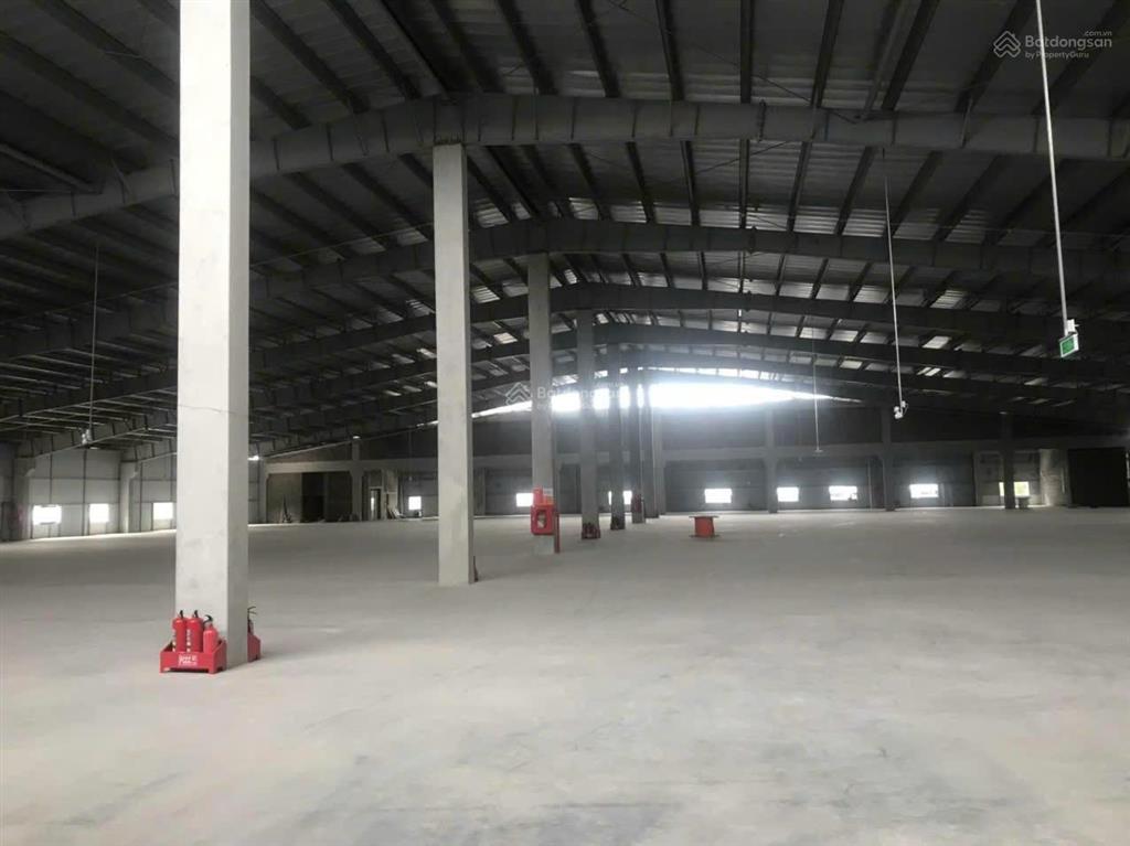 Cho thuê kho xưởng kcn quang minh 5500m2* 2 tầng