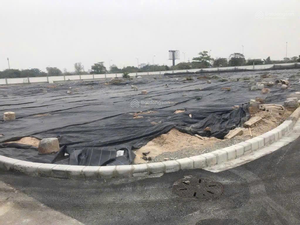 Cho thuê kho xưởng dựng mới cạnh kcn đài tư 4500m2