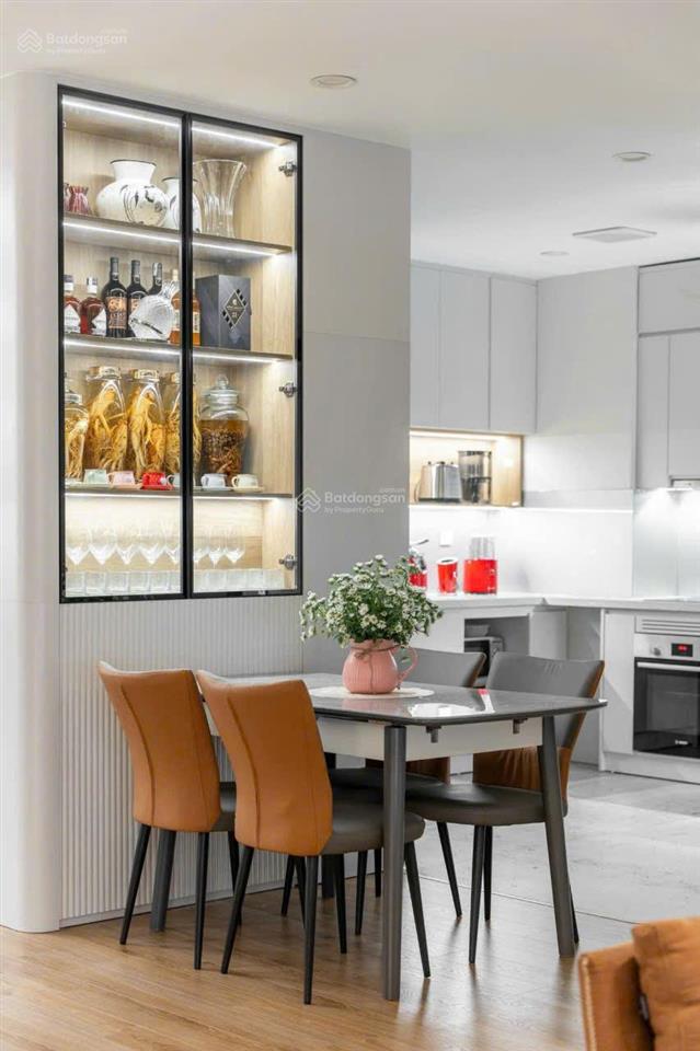 Bán căn sky central 176 định công 90m2, 3 phòng ngủ, giá 8 tỷ