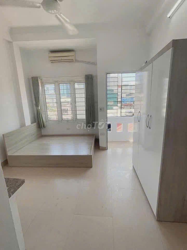 Ccmn số 23 ngõ 190/12 nguyễn trãi và  ngõ 211 khương trung còn phòng