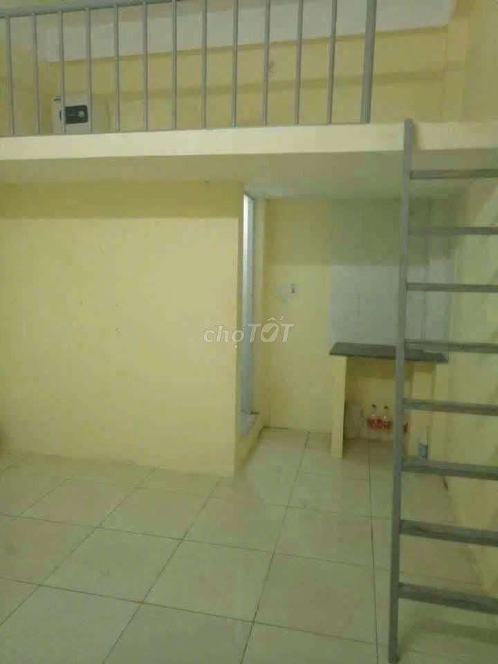 Ccmn số 23 ngõ 190/12 nguyễn trãi và  ngõ 211 khương trung còn phòng