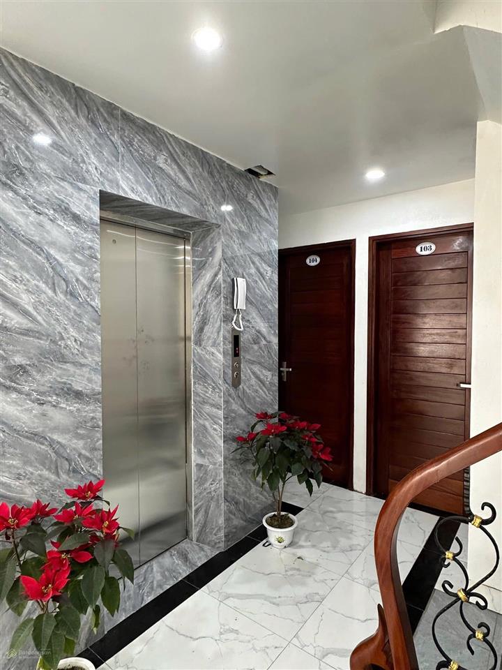 Phòng dạng ccmn 8 tầng tại số 2/29 ngõ 83 xã đàn, thang máy, đủ đồ 3,5 triệu đồng