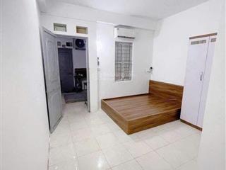 Đủ đồ khép kín , gần đh phụ nữ,ngoại giao,ngoại thương ngõ 898 láng giá từ 2,5tr