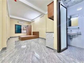 Thang máy ngõ 75 giải phóng(121 lê thanh nghị vào) đh xây dựng  bách khoa  đi bộ 5p đến trường