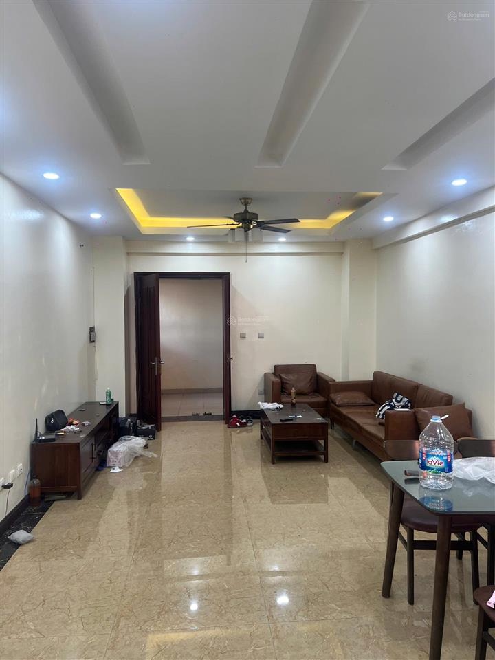 Cc gửi bán ct17 căn góc 2pn 1wc thang máy