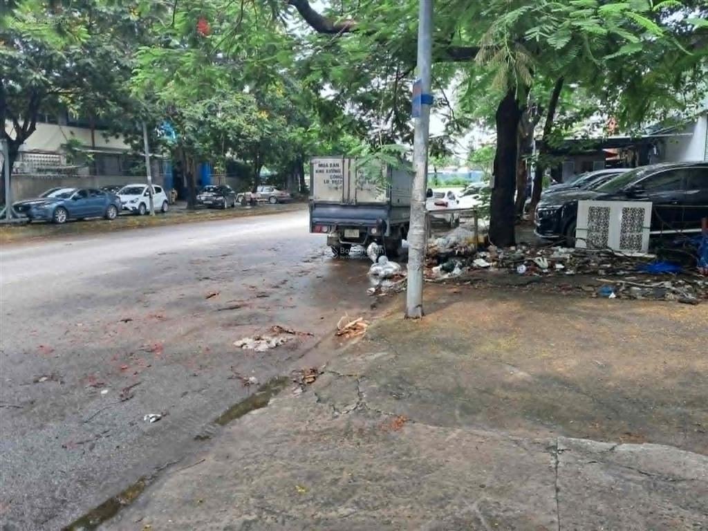 Chính chủ cho thuê kho xưởng 131m2 tại đường 70, miêu nha, xuân phương, hà nội.