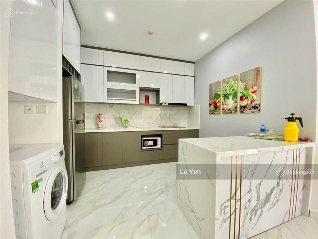 Cho thuê căn hộ cao cấp sun grand city 69b thụy khuê, 60m2 1 ngủ giá 18 triệu.  0945 894 ***