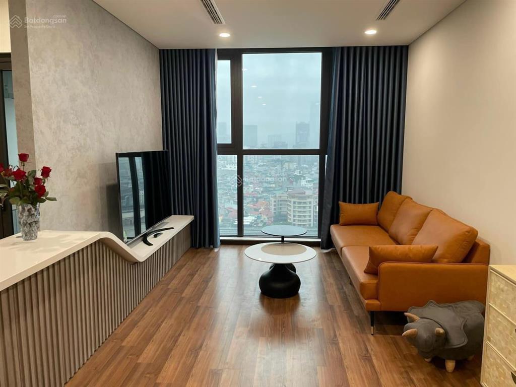 Bán chung cư vinhomes nguyễn chí thanh, dt 86m2 2 ngủ giá nhỉnh 11,5 tỷ.  0945 894 ***