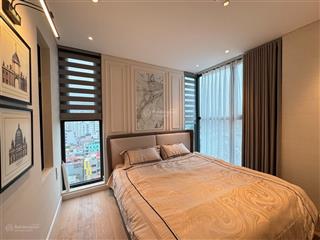 Cho thuê căn hộ hoa hậu tòa the nelson  29 láng hạ dt 108m2 3 ngủ view hồ giá 28 tr.  0945 894 ***