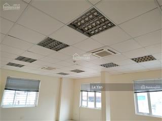 Hot, cho thuê văn phòng phố núi trúc, dt 20m2 giá 5 triệu/tháng.  0945 894 ***