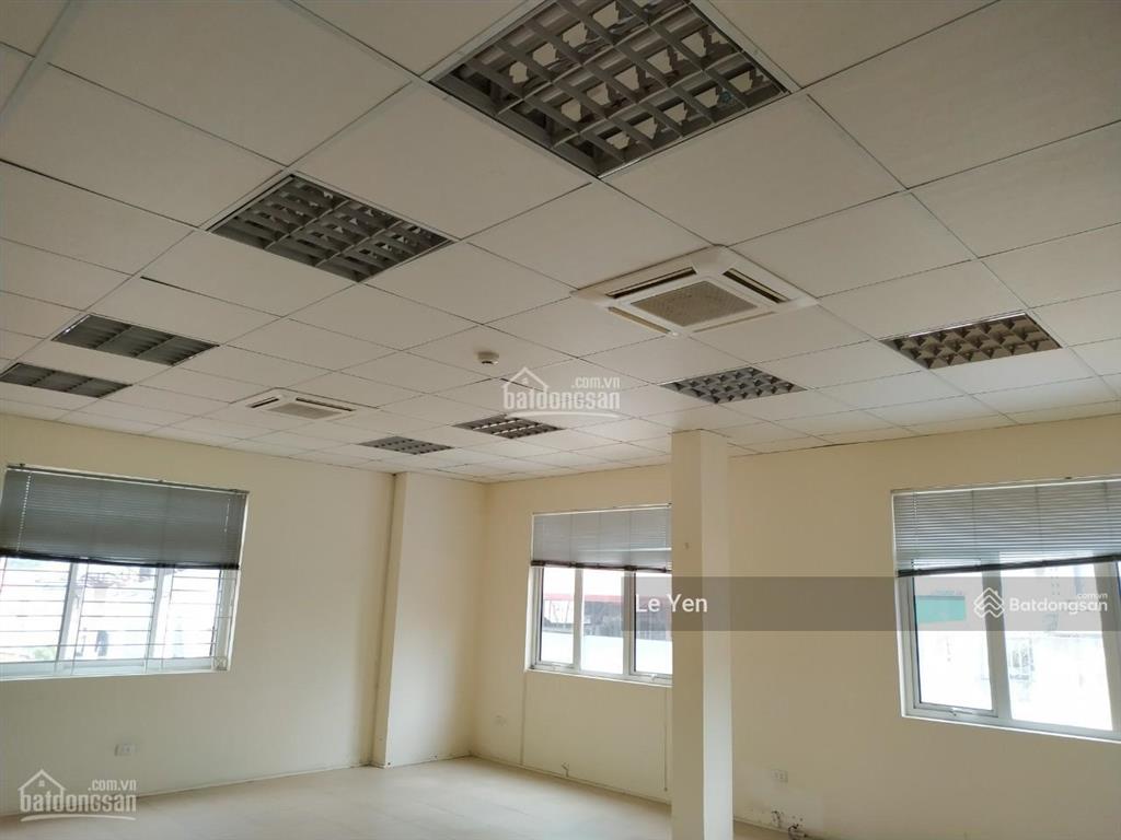 Hot, cho thuê văn phòng phố núi trúc, dt 20m2 giá 5 triệu/tháng.  0945 894 ***