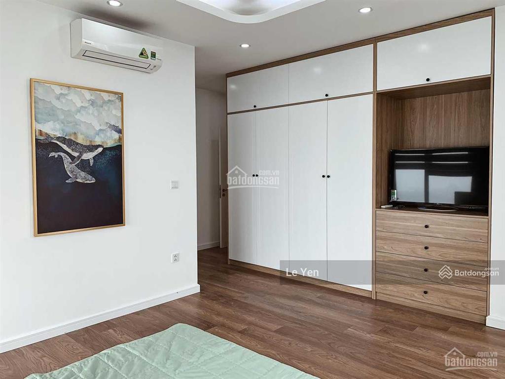 Cho thuê căn hộ hong kong tower  243a đê la thành, 94m2 02pn, giá 18 triệu/tháng.  0945 894 ***