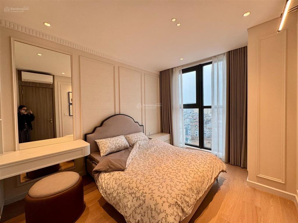 Bán căn hộ chung cư green diamond  93 láng hạ, dt 140m2 3 ngủ đồ cơ bản, giá bán nhỉnh 16 tỷ