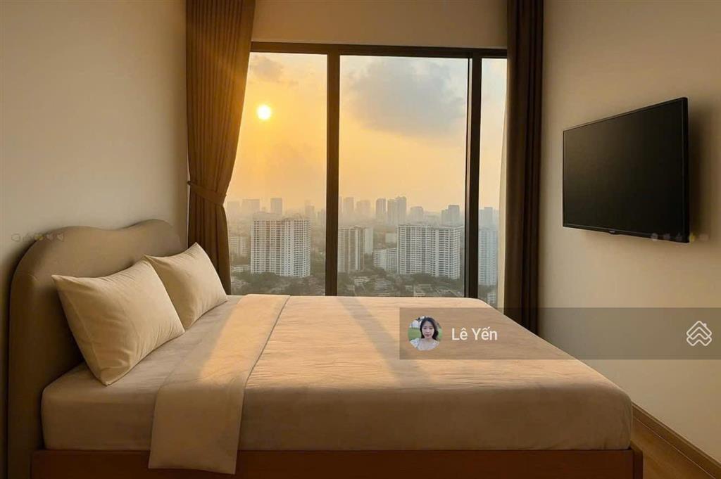 Cho thuê căn hộ hoàng cầu skyline  36 hoàng cầu, dt 120m2 3 ngủ đủ đồ giá 20 triệu.  0945 894 ***