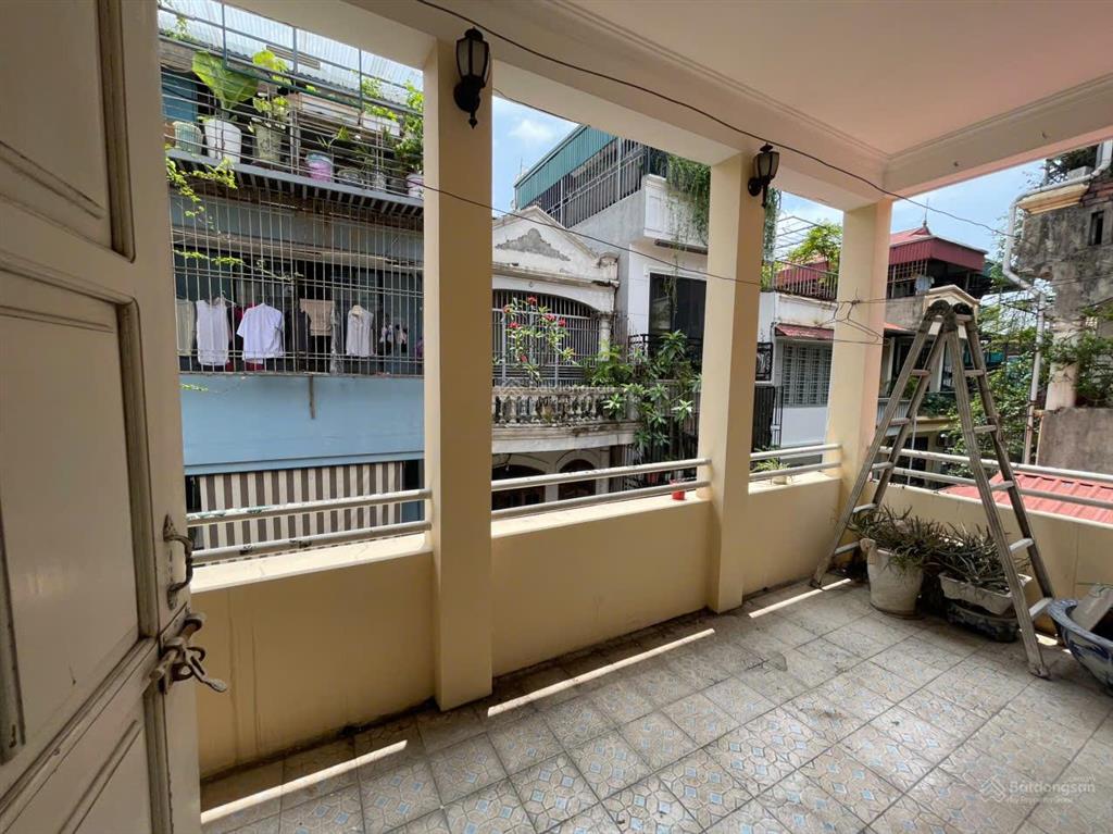 Nhà riêng ngõ phố minh khai ngõ quỳnh dt 55m² x 4t giá 15tr