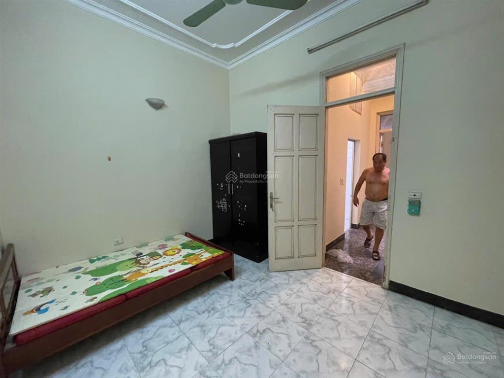 Nhà riêng ngõ phố minh khai ngõ quỳnh dt 55m² x 4t giá 15tr