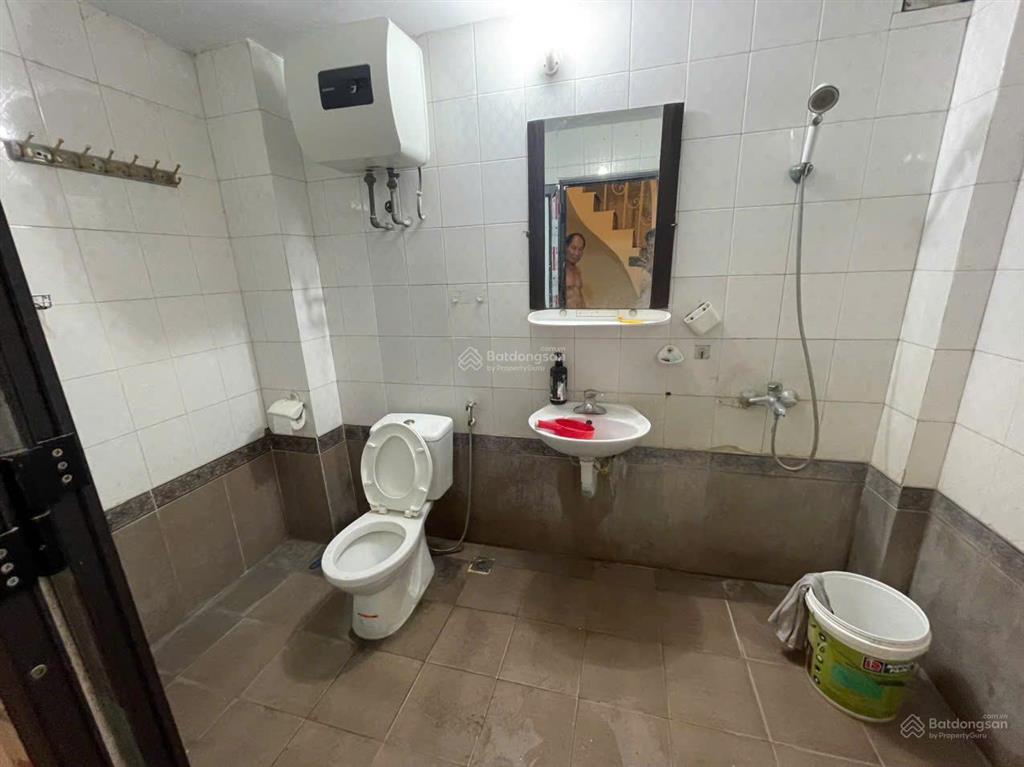 Nhà riêng ngõ phố minh khai ngõ quỳnh dt 55m² x 4t giá 15tr