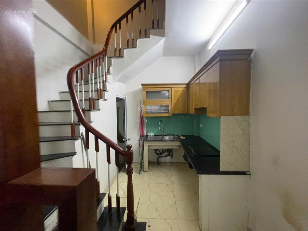 Nhà riêng ngõ phố trương định, gần nguyễn an ninh, dt 32m2 x 5t, giá 12,5tr