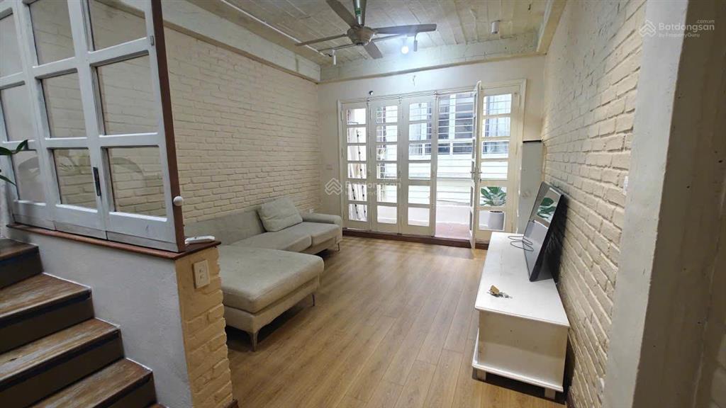 Nhà riêng ngõ phố lương yên, nguyễn cao. dt 55m2 x 4t. giá 16tr
