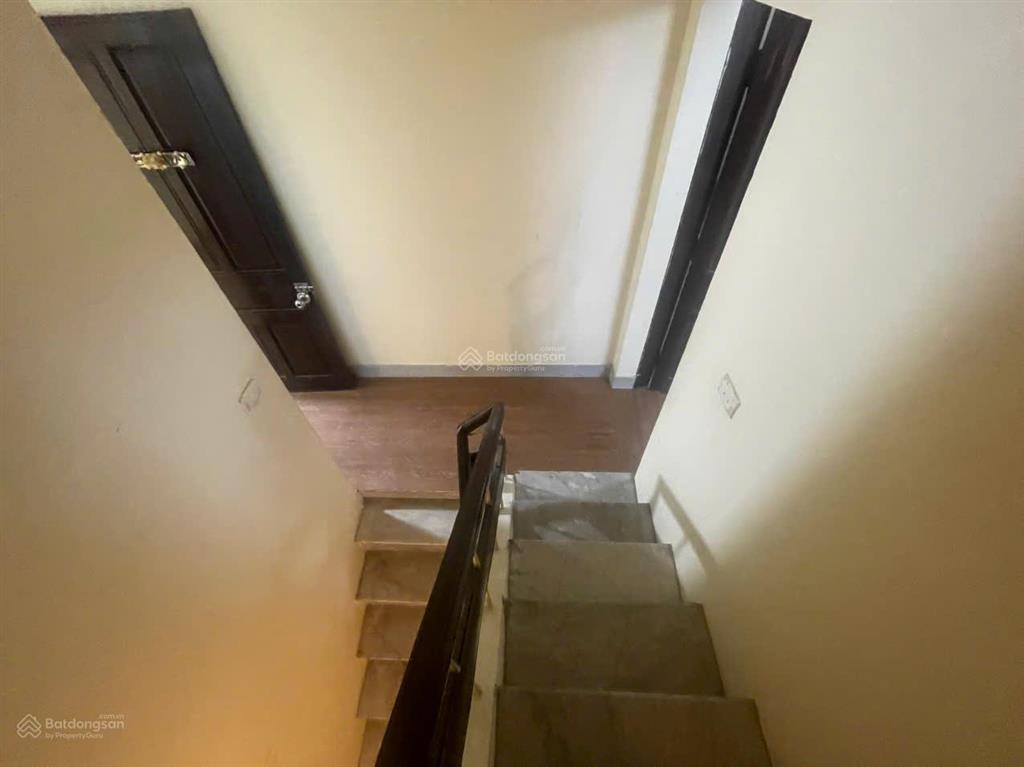 Nhà riêng ngõ 51 phố tương mai gần cầu khỉ dt40m2x4t giá 9tr có tl.
