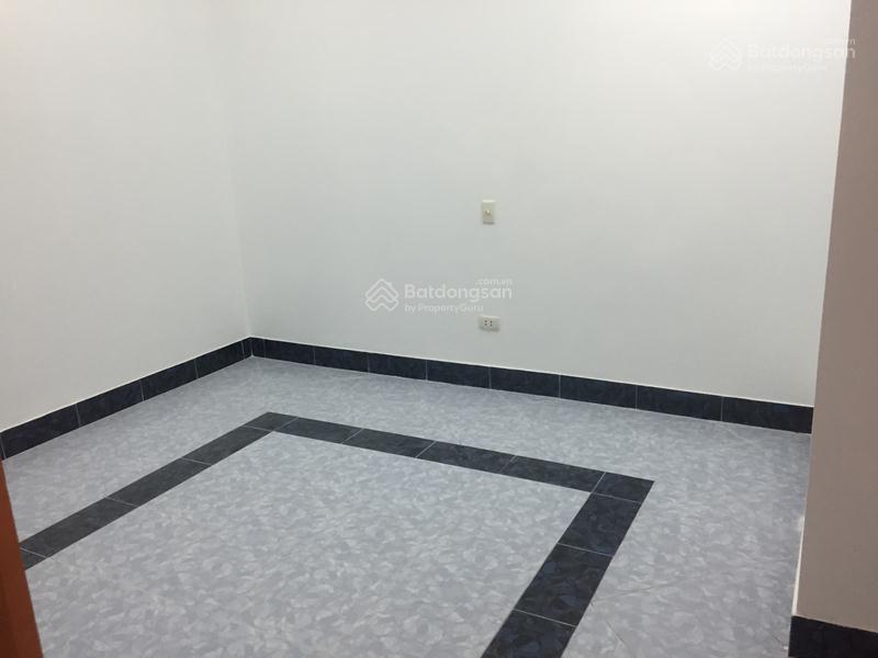 Nhà riêng kdt đầm trấu nguyễn khoái dt 55m2 x 4t giá 20tr