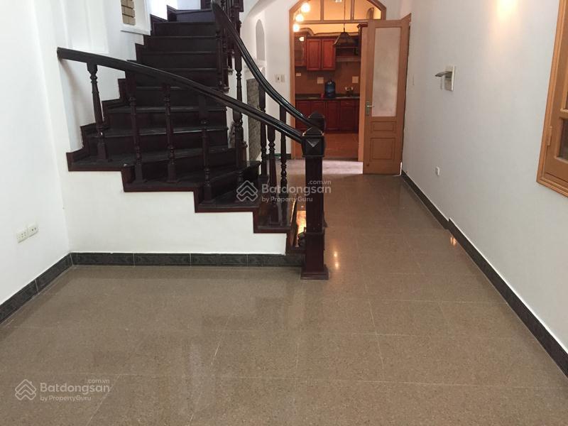 Nhà riêng kdt đầm trấu nguyễn khoái dt 55m2 x 4t giá 20tr