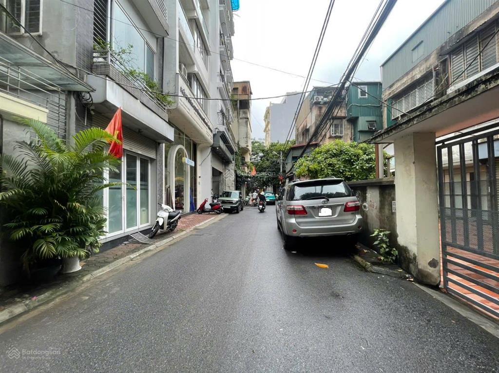 Nhà riêng ngõ phố trương định, đường sông sét, dt 52m2 x 2t, giá 12tr