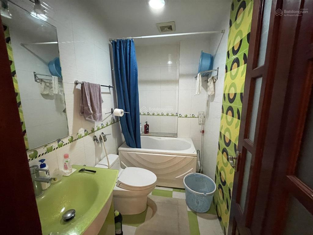 Căn hộ ccmmn đủ đồ số 7 phố lò đúc gần hàn thuyên, dt 45m2, giá 8tr