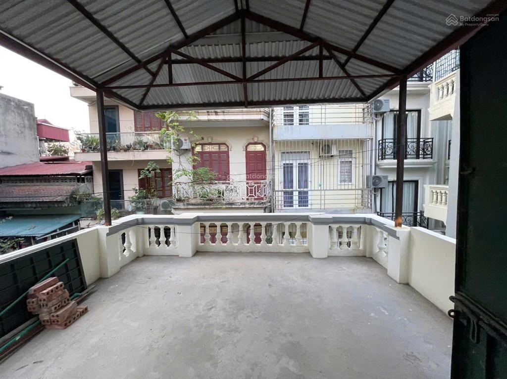Nhà riêng ngõ phố trịnh đình cửu gần cầu định công, dt 65m2 x 3 tầng, giá 12tr