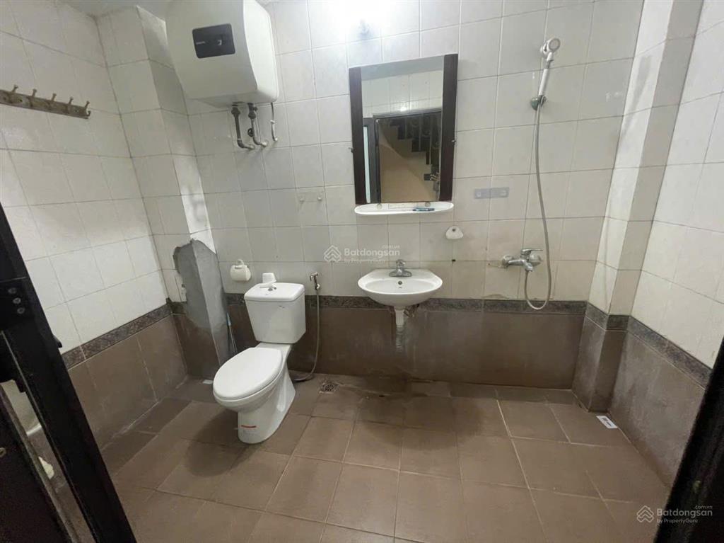 Nhà riêng ngõ 229 phố minh khai thông ngõ quỳnh dt55m2x4t giá 14,5tr