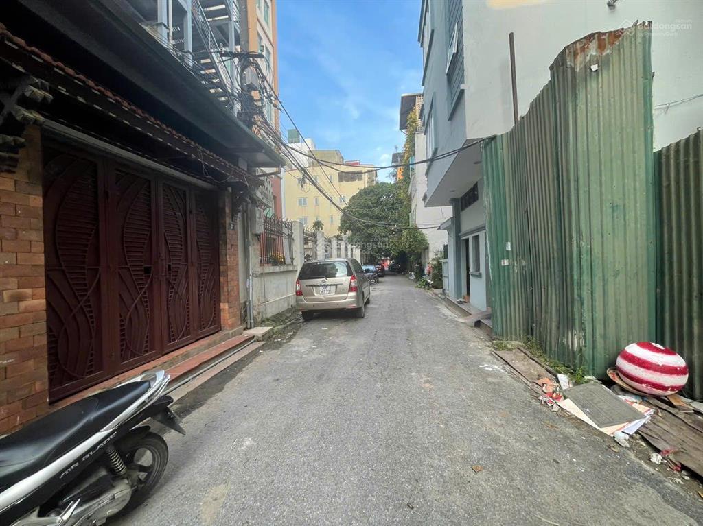 Nhà riêng ngõ phố hàng chuối gần hàn thuyên dt 55m2x4t giá 20tr.
