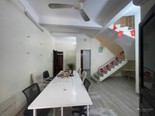 Nhà riêng ngõ phố kim ngưu, phường thanh nhàn, dt60m2x2t và 40m2 sân, giá 16tr