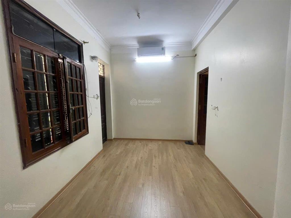 Nhà riêng ngõ phố kim ngưu, phường thanh nhàn, dt60m2x2t và 40m2 sân, giá 16tr